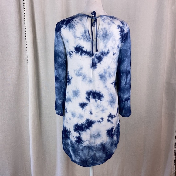 Chico’s womens Tie Dye long sleeved key hole back Shirt Top size 0 or S 4 - Picture 7 of 14